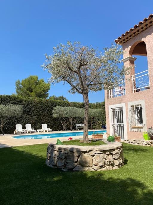 Apartamento T2 Avec Jardin Et Piscine Privee Velaux Exterior foto